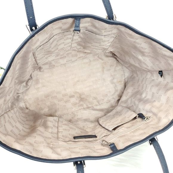 Michael Kors Jet Set Travel Large Carry All Navy Tote with Matching Wallet - Picture 13 of 16